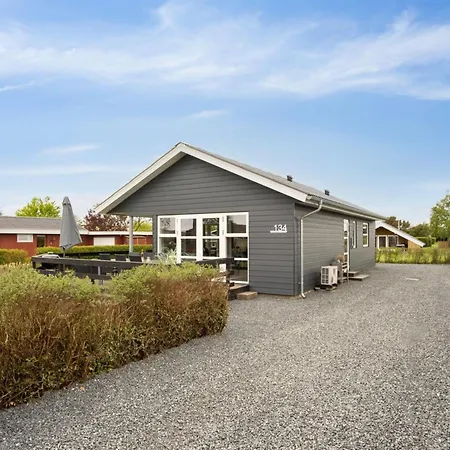 Elvina - 200m From The Sea By Interhome Feriehus